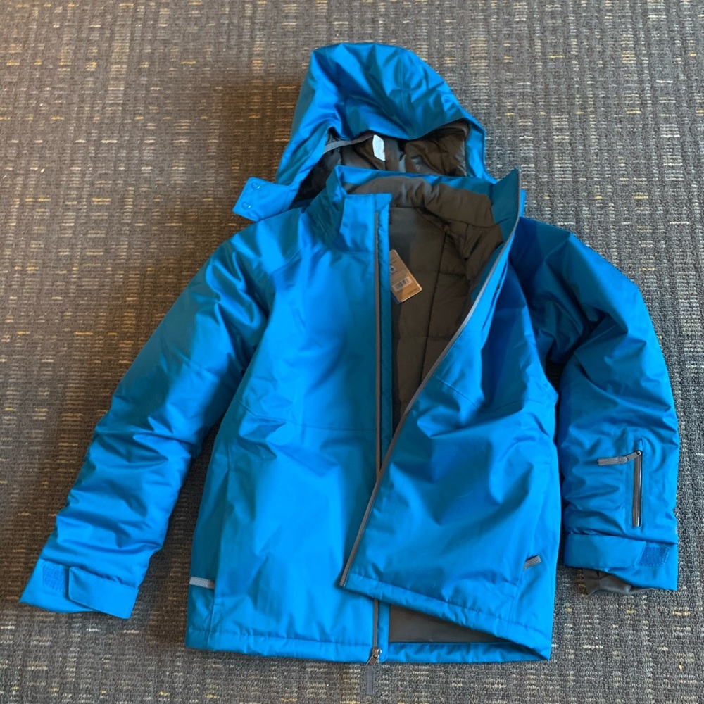 Boys Patagonia Snowshot ski jacket. Brand new